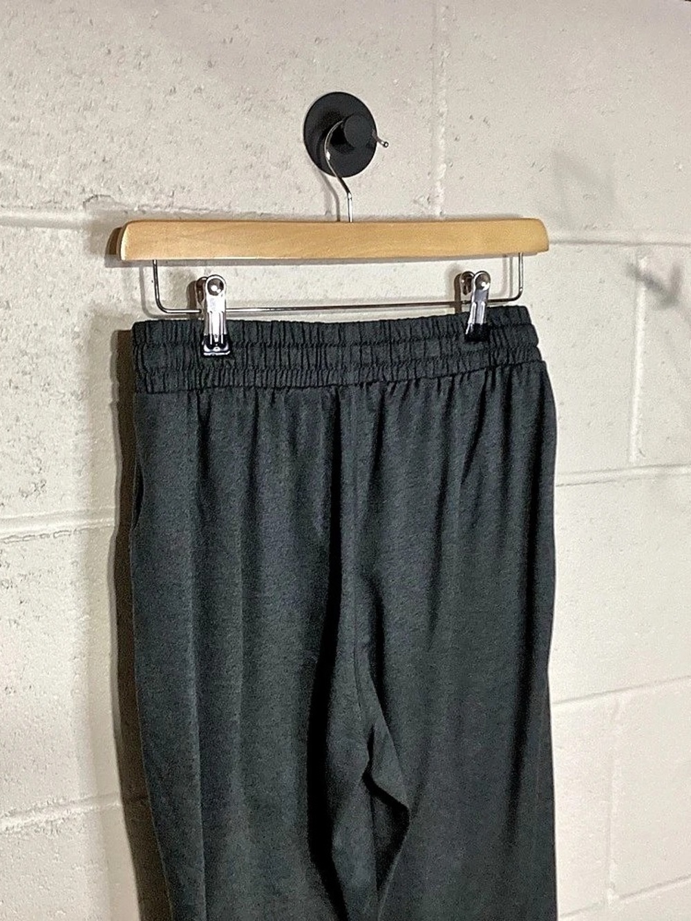 GapFit Brushed Tech Jersey Jogger Black Jogger Pants
